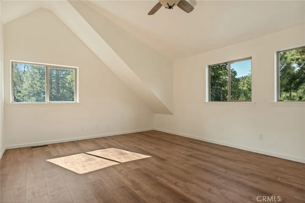 32792 Deer Lick Drive Running Springs, CA 92382