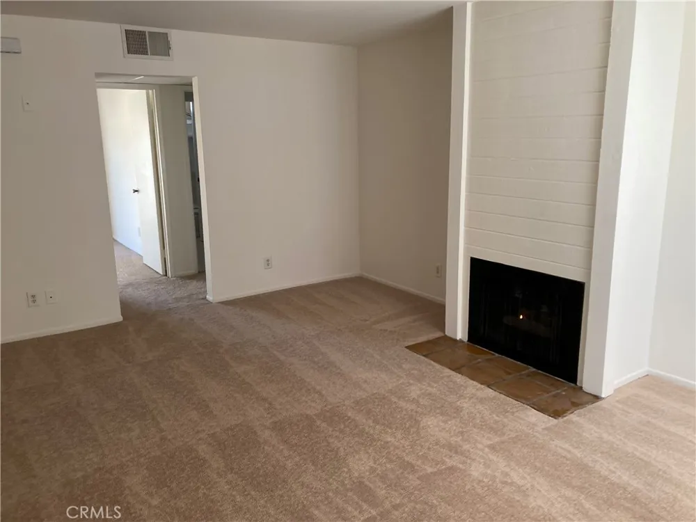 8505 Columbus Avenue #315 North Hills, CA 91343
