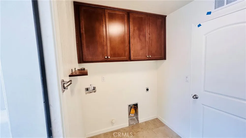 2035 W Chianti Way Hanford, CA 93230