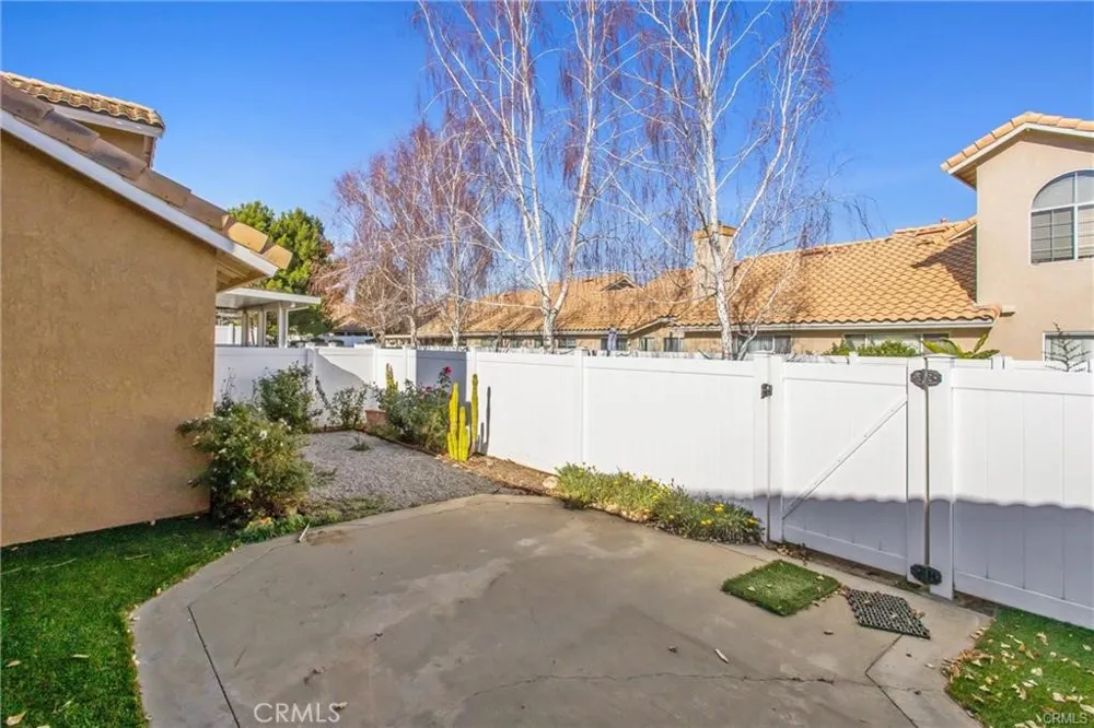 1024 Hogan Banning, CA 92220