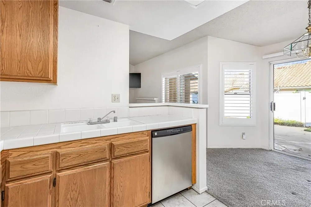 1024 Hogan Banning, CA 92220