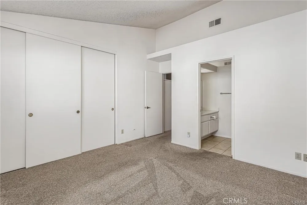1024 Hogan Banning, CA 92220