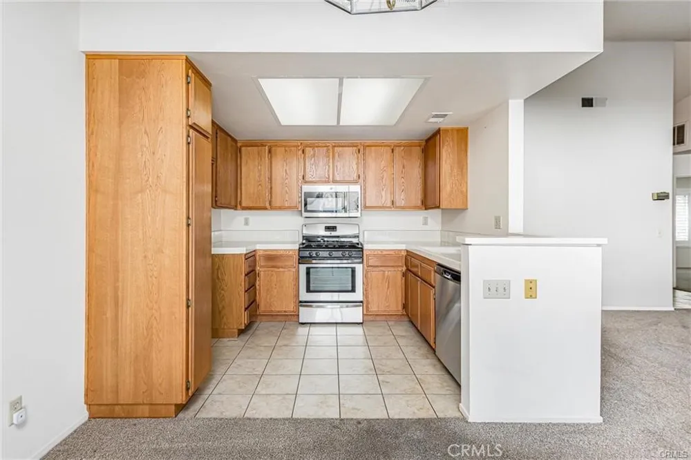 1024 Hogan Banning, CA 92220