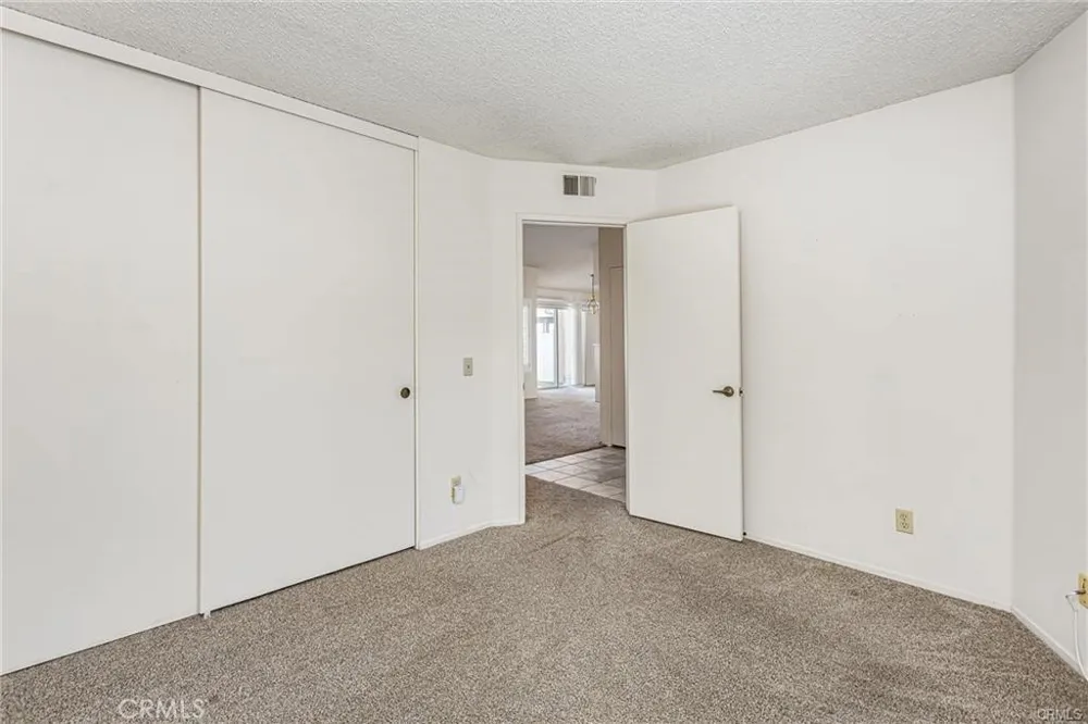1024 Hogan Banning, CA 92220