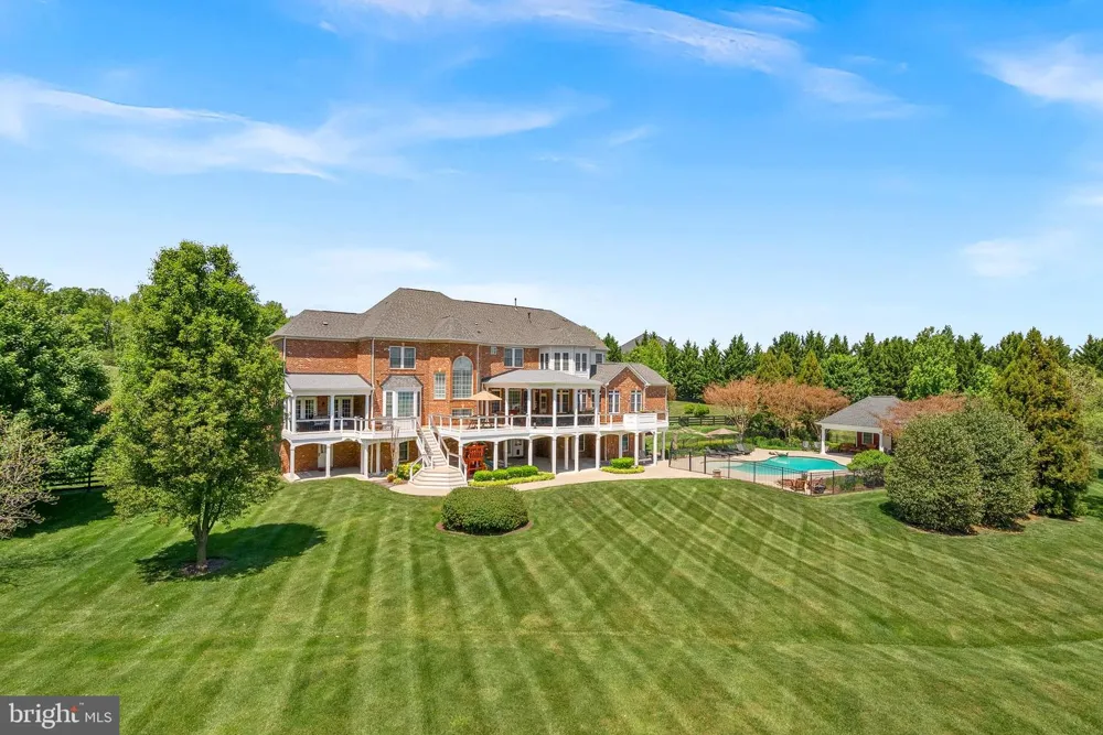 20319 TANAGER PLACE Leesburg, VA 20175