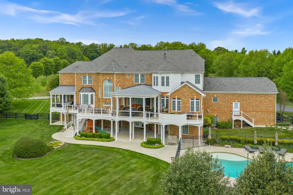 20319 TANAGER PLACE Leesburg, VA 20175