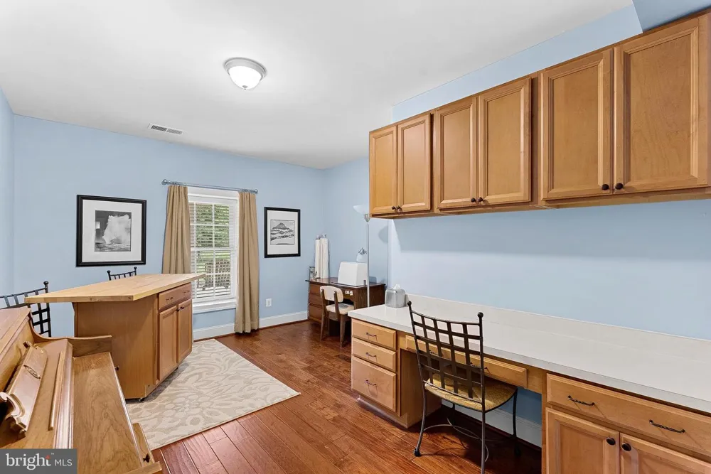 20319 TANAGER PLACE Leesburg, VA 20175