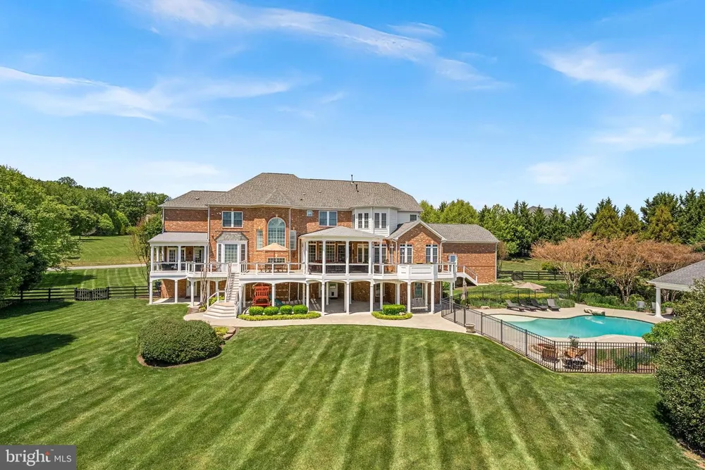 20319 TANAGER PLACE Leesburg, VA 20175