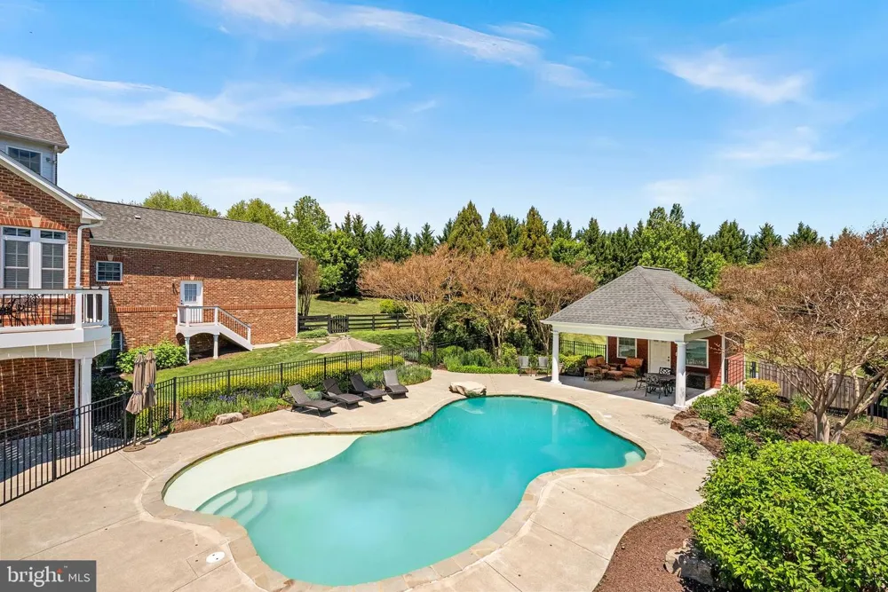 20319 TANAGER PLACE Leesburg, VA 20175