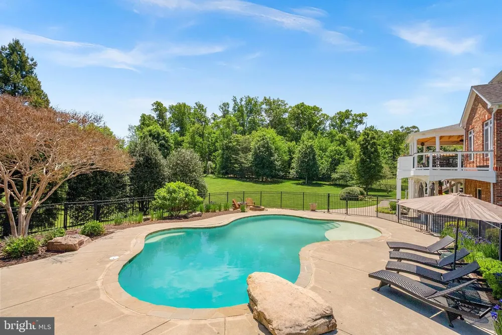 20319 TANAGER PLACE Leesburg, VA 20175