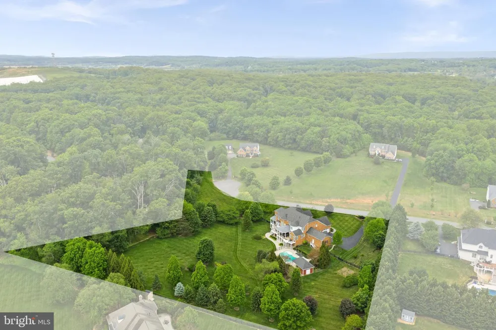 20319 TANAGER PLACE Leesburg, VA 20175