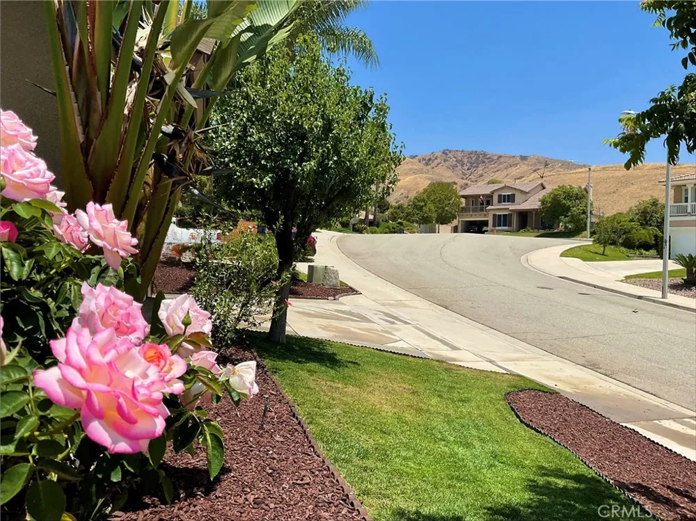 7142 Hidden Court Highland, CA 92346