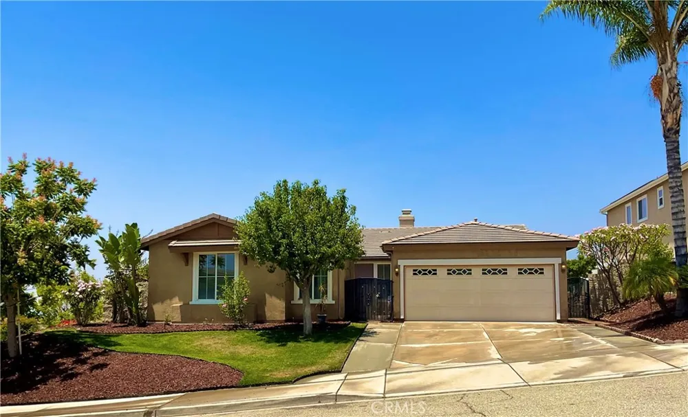 7142 Hidden Court Highland, CA 92346