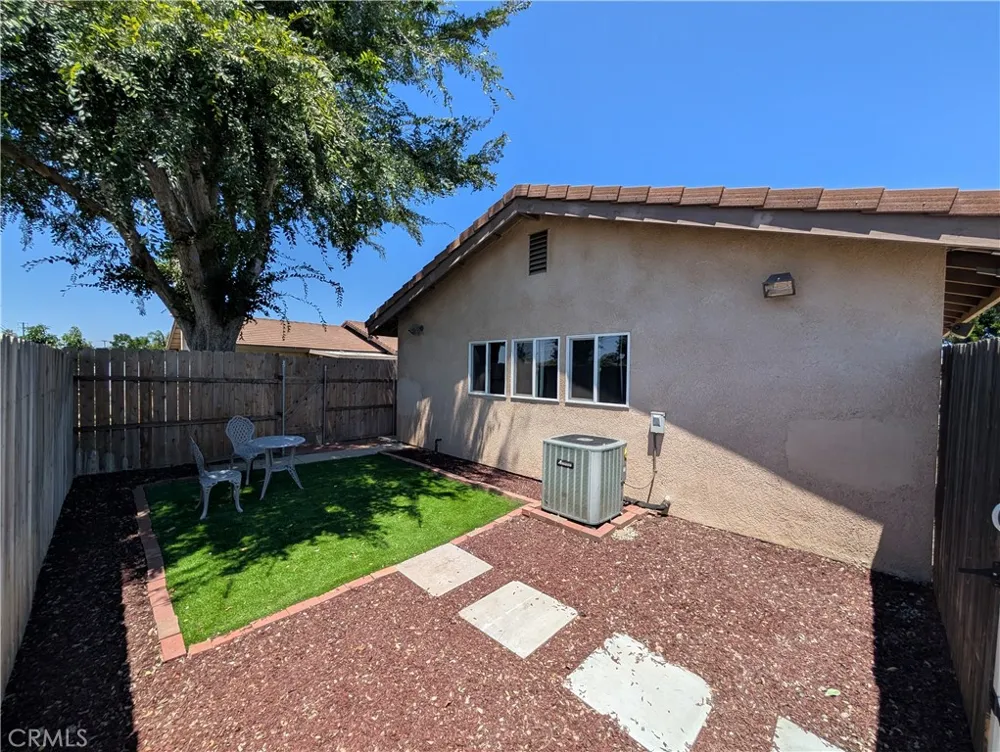 11377 Buckskin Avenue Montclair, CA 91763