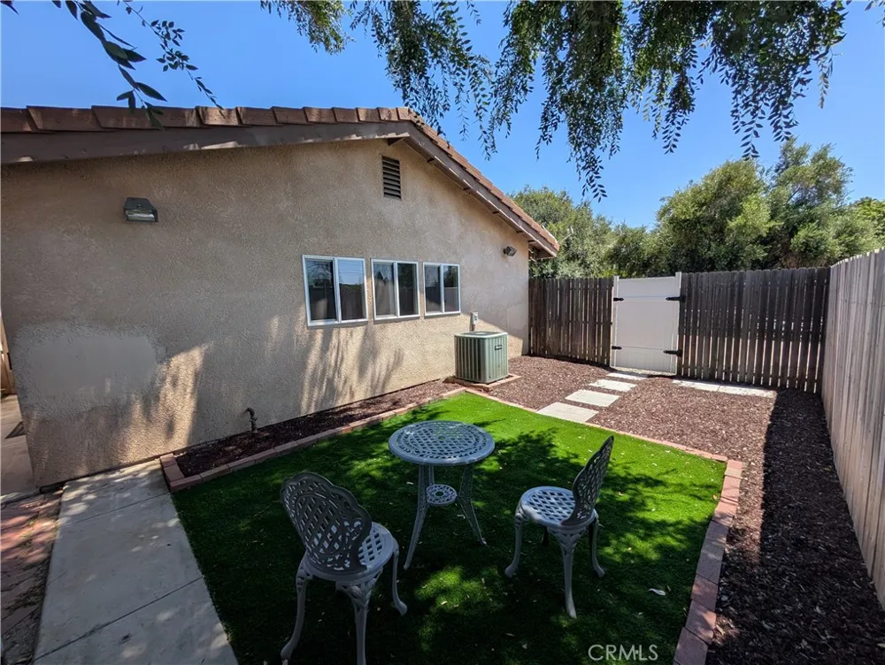 11377 Buckskin Avenue Montclair, CA 91763