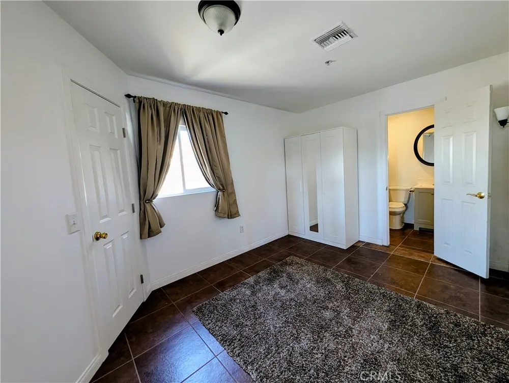 11377 Buckskin Avenue Montclair, CA 91763