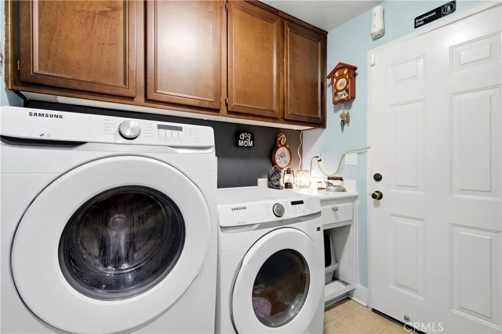 4300 Owens Street #103 Corona, CA 92883