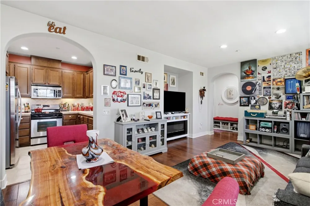 4300 Owens Street #103 Corona, CA 92883