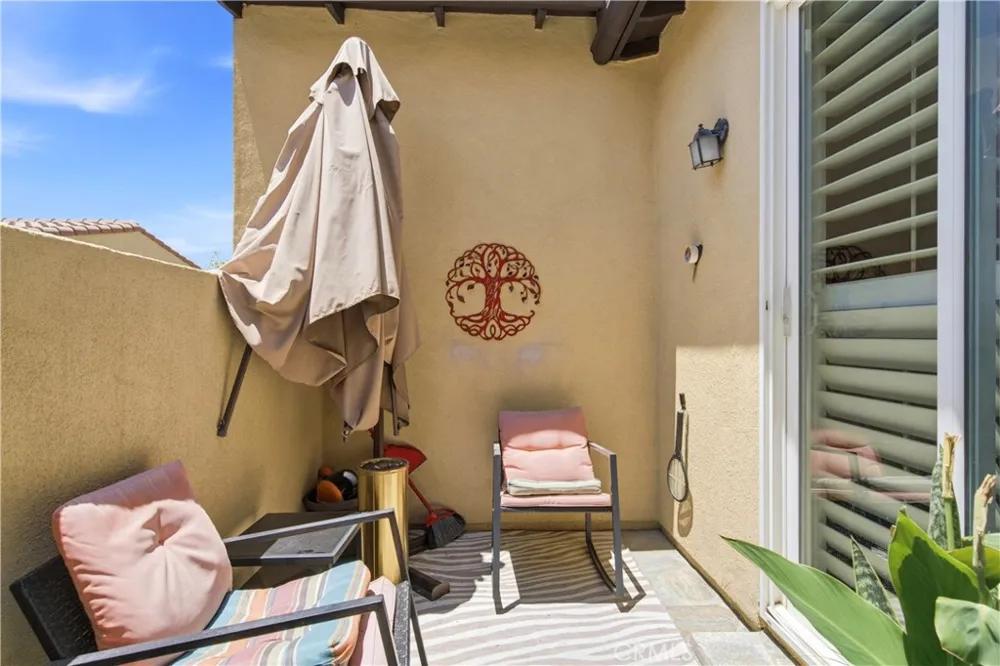 4300 Owens Street #103 Corona, CA 92883