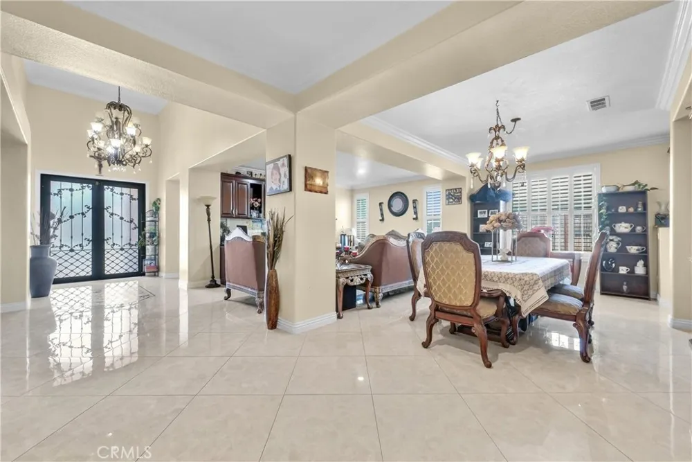 19246 Sterling Hill Perris, CA 92570