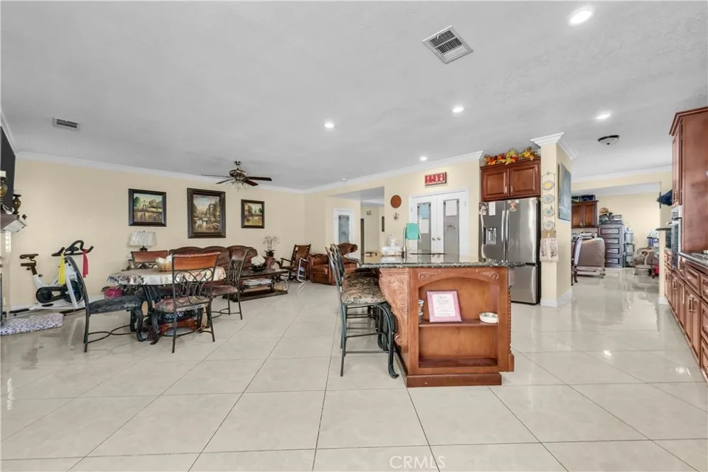 19246 Sterling Hill Perris, CA 92570