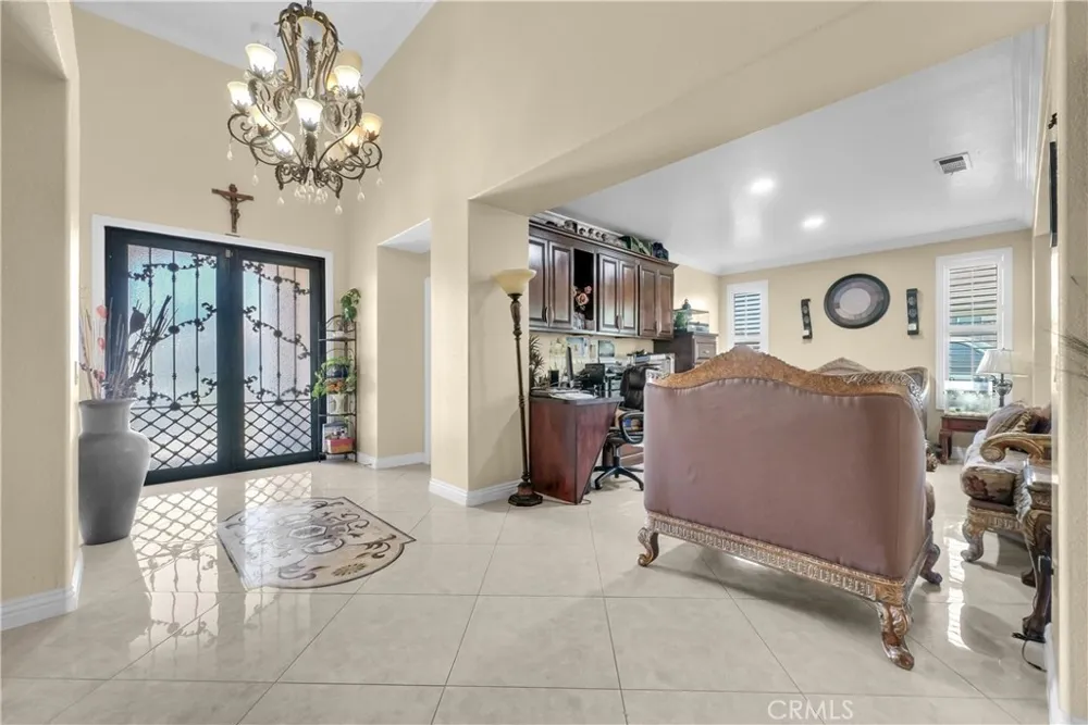 19246 Sterling Hill Perris, CA 92570