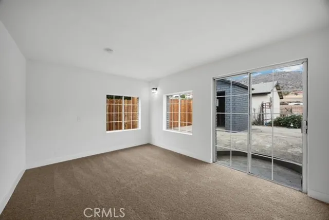 11988 Pepper Bloomington, CA 92316