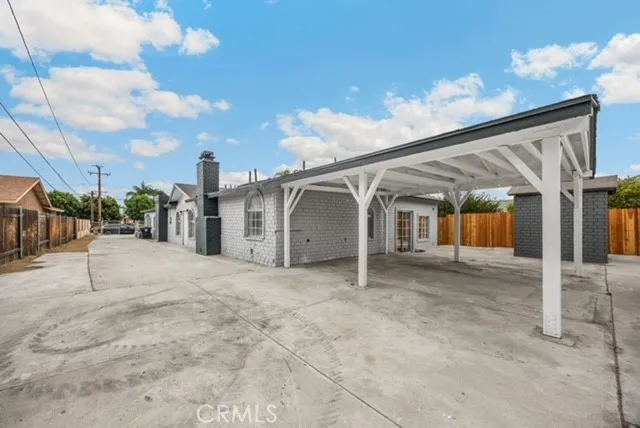 11988 Pepper Bloomington, CA 92316