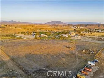 1 Patita Lane Winchester, CA 92596