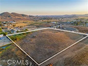 1 Patita Lane Winchester, CA 92596