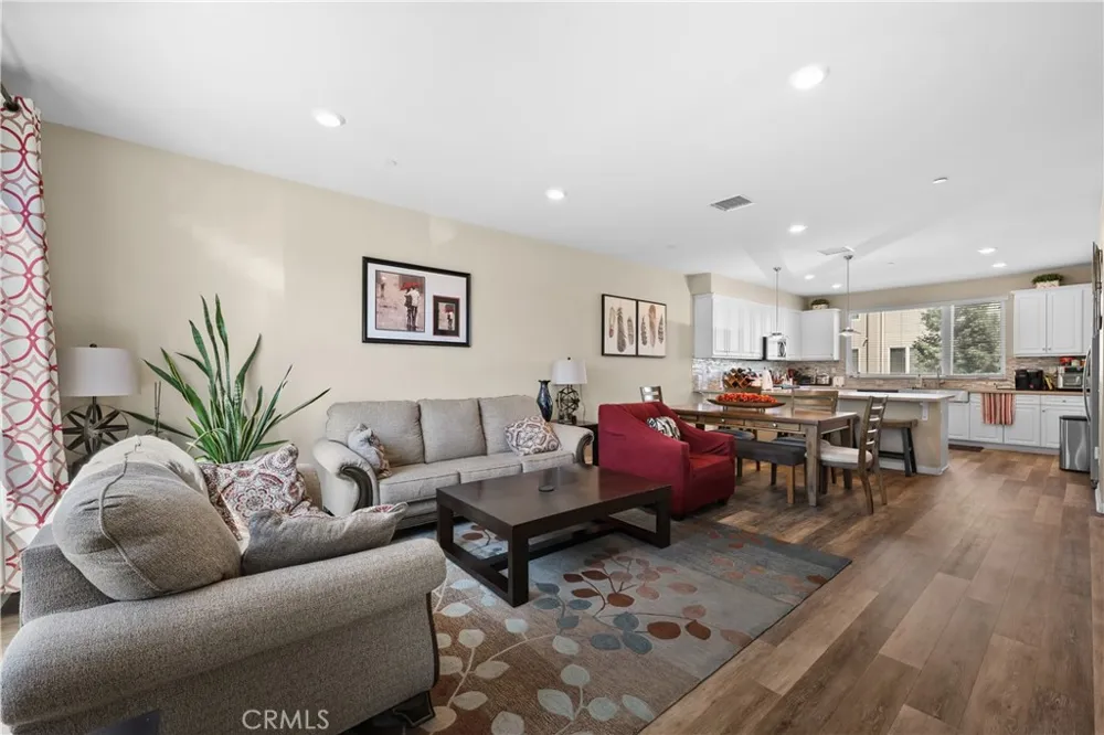 10674 Paramount Downey, CA 90241