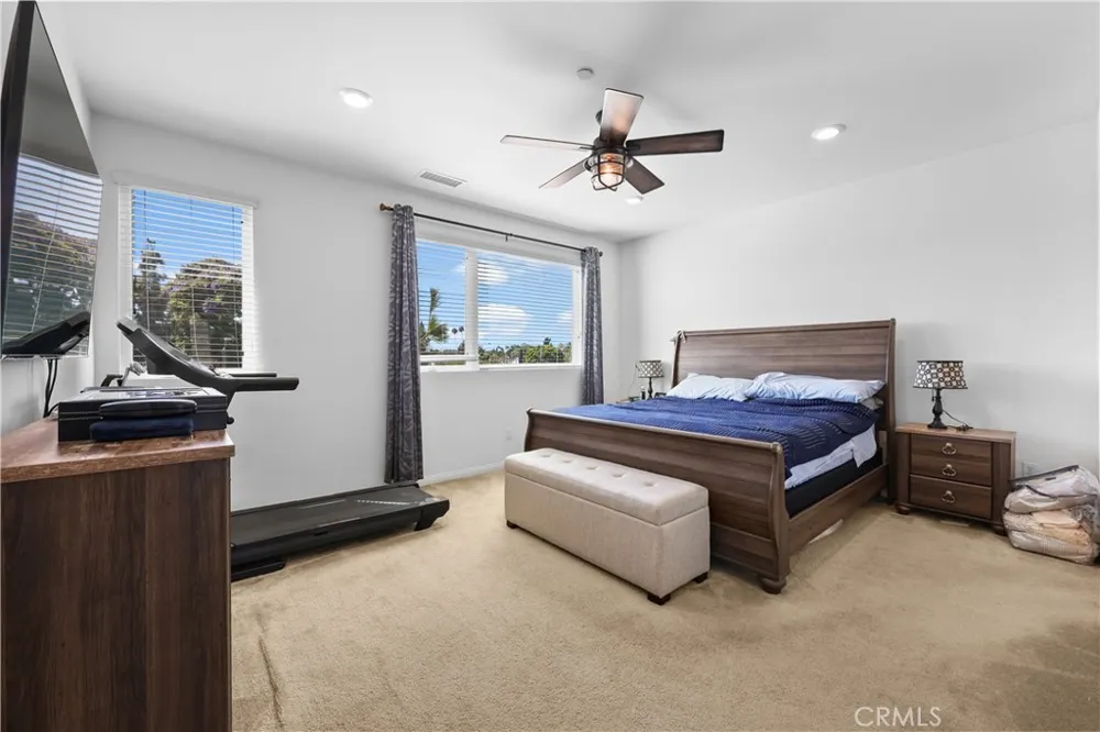 10674 Paramount Downey, CA 90241