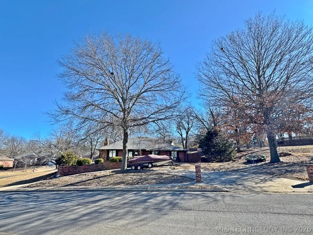 99 Greentree Drive Tahlequah, OK 74464