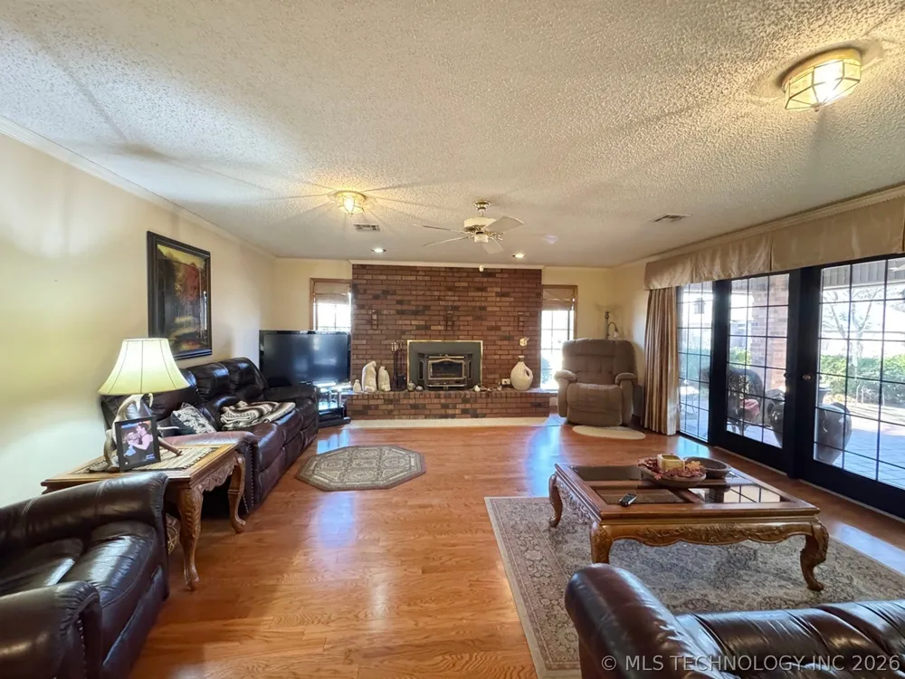 99 Greentree Drive Tahlequah, OK 74464