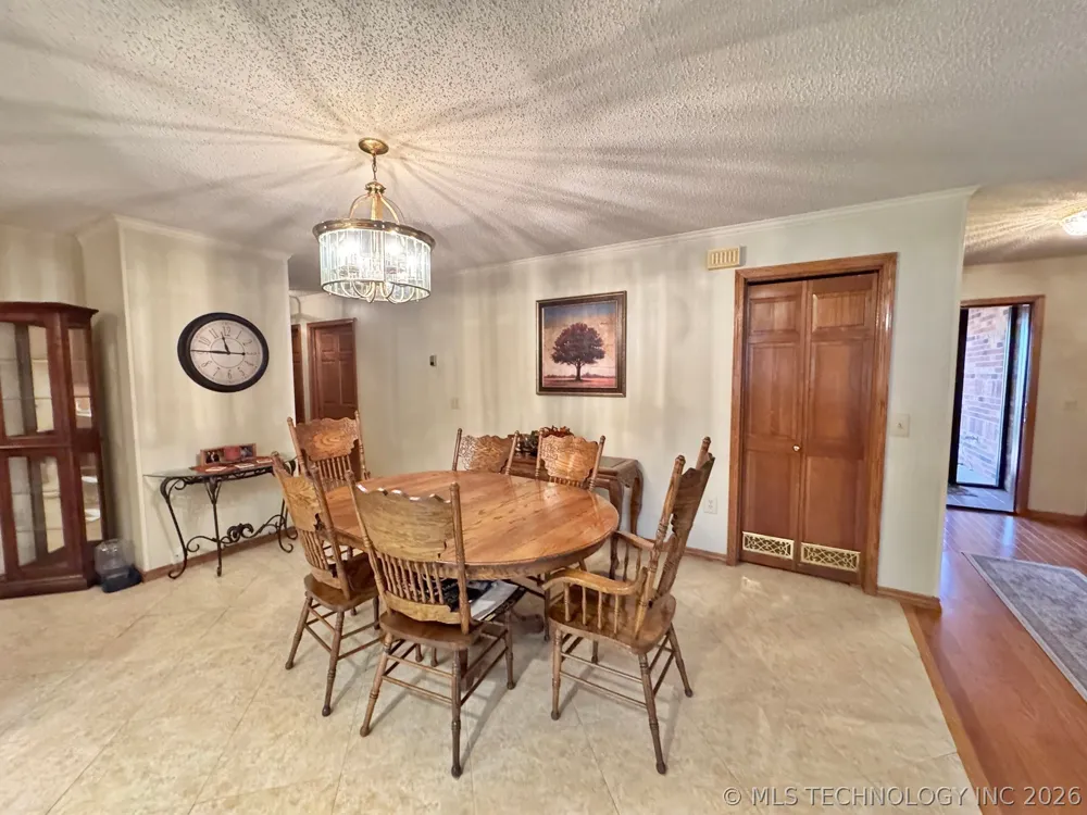 99 Greentree Drive Tahlequah, OK 74464