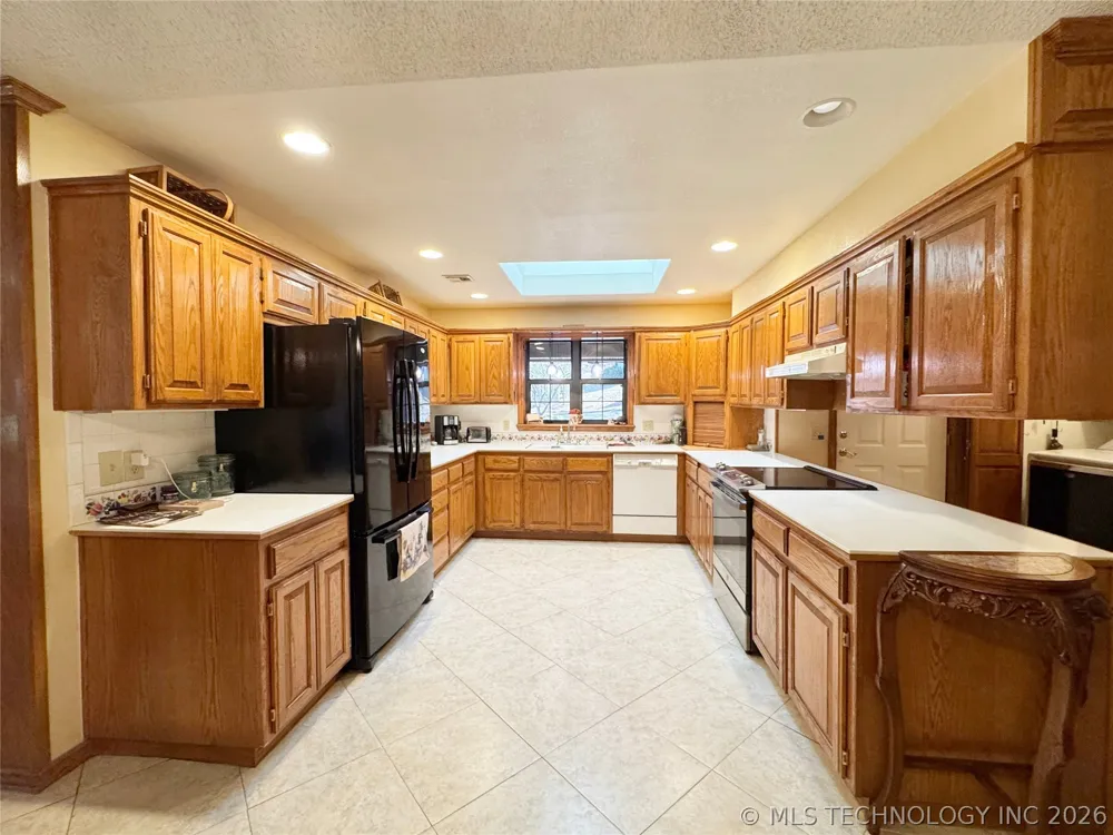 99 Greentree Drive Tahlequah, OK 74464