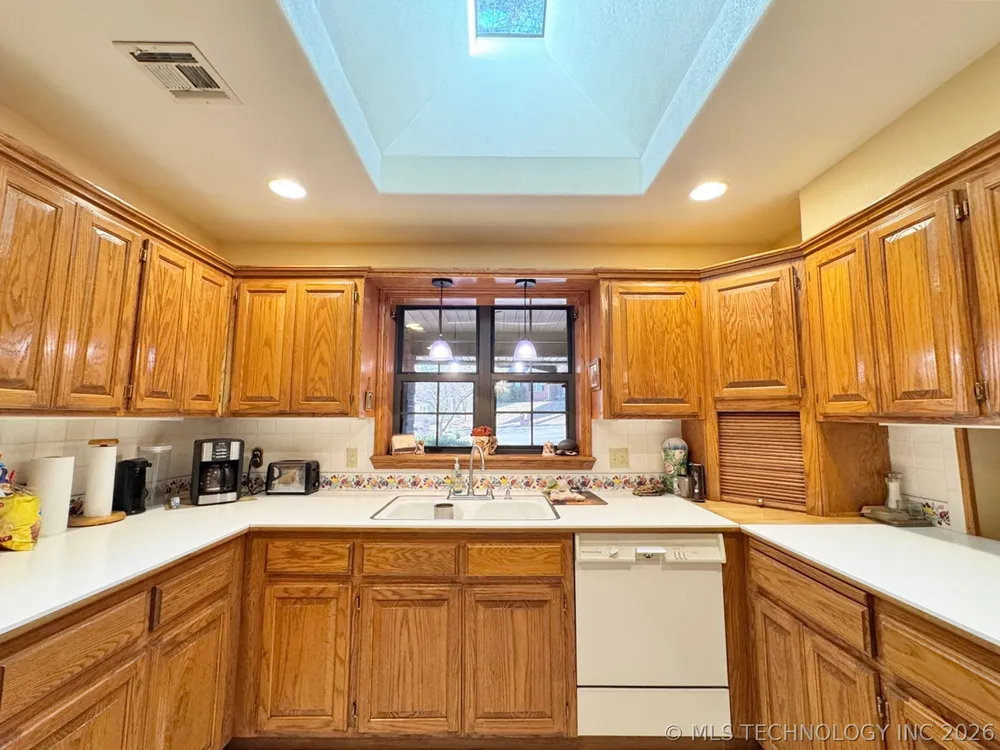 99 Greentree Drive Tahlequah, OK 74464