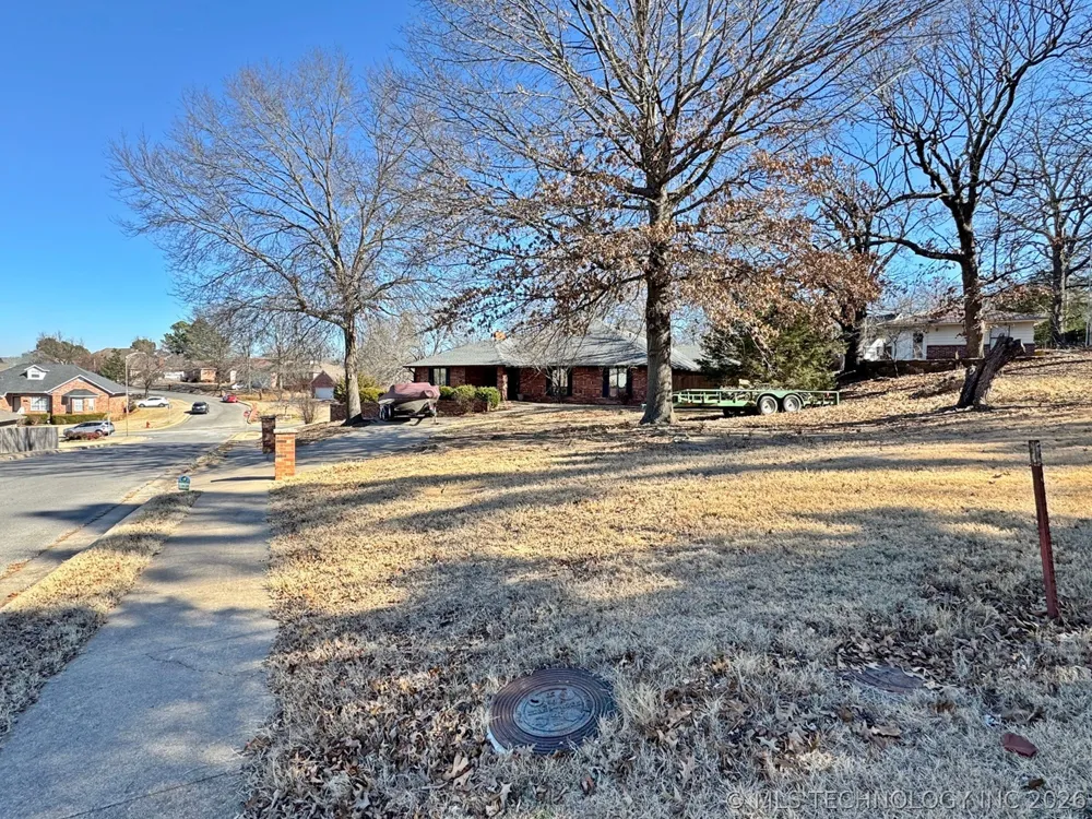 99 Greentree Drive Tahlequah, OK 74464