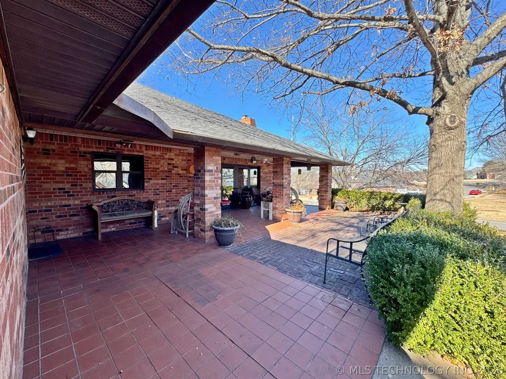 99 Greentree Drive Tahlequah, OK 74464
