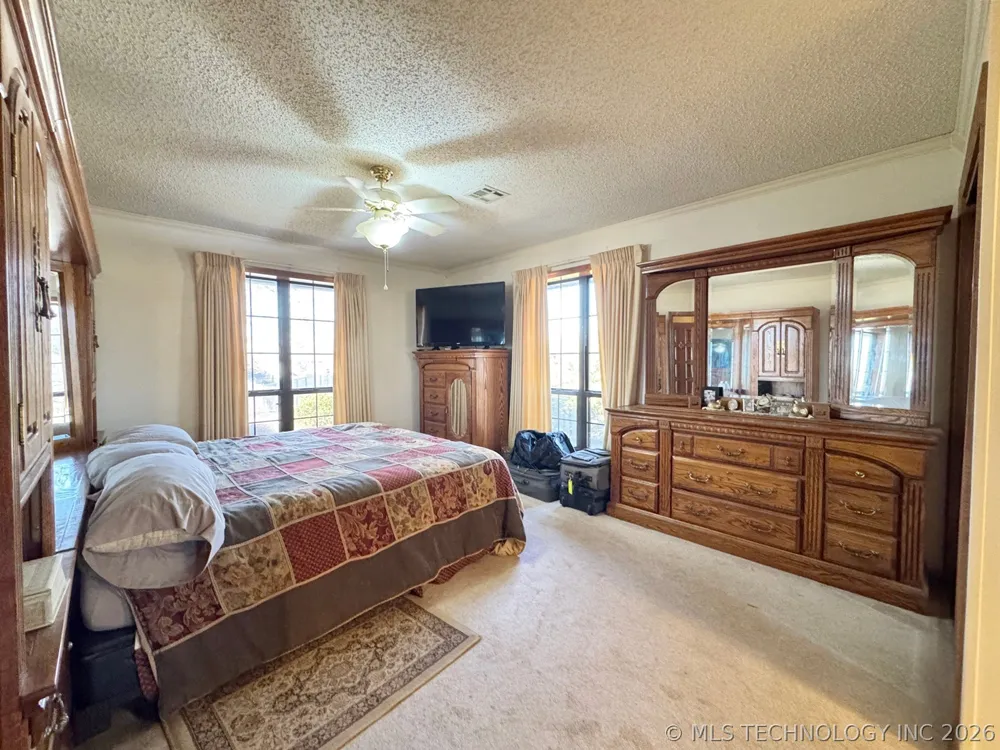 99 Greentree Drive Tahlequah, OK 74464