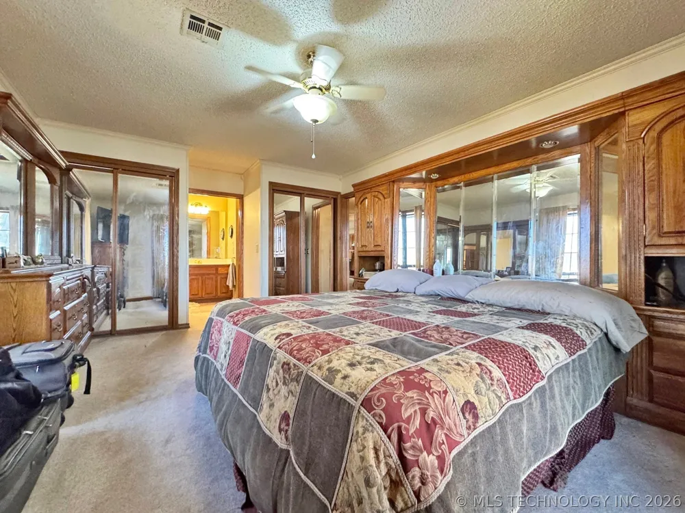 99 Greentree Drive Tahlequah, OK 74464