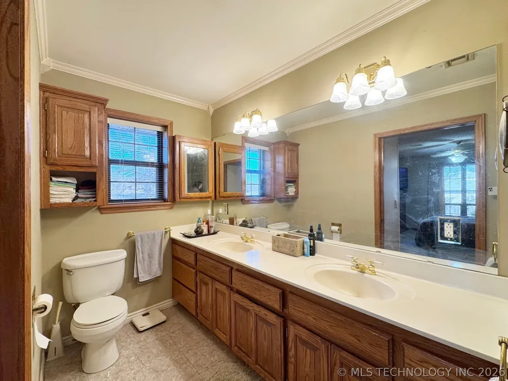 99 Greentree Drive Tahlequah, OK 74464