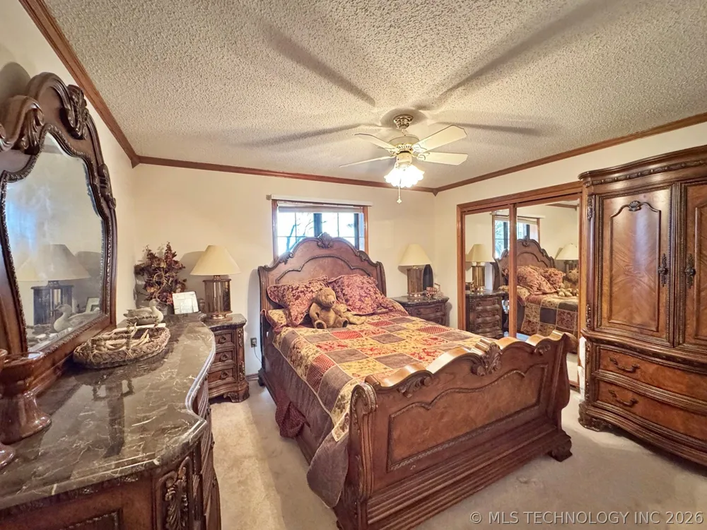 99 Greentree Drive Tahlequah, OK 74464