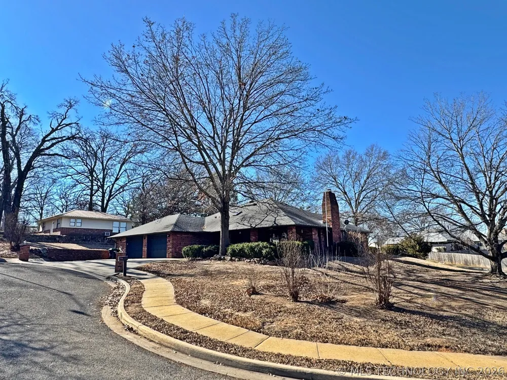 99 Greentree Drive Tahlequah, OK 74464