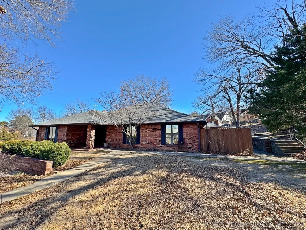99 Greentree Drive Tahlequah, OK 74464