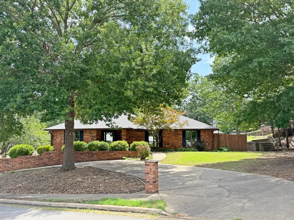 99 Greentree Drive Tahlequah, OK 74464