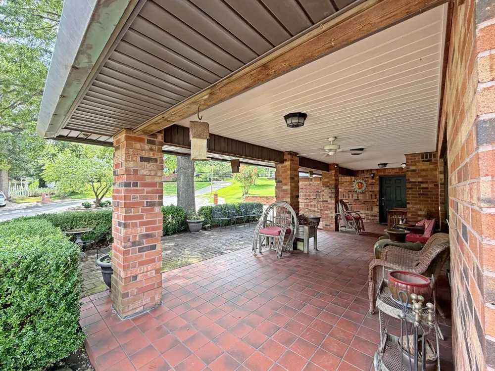 99 Greentree Drive Tahlequah, OK 74464