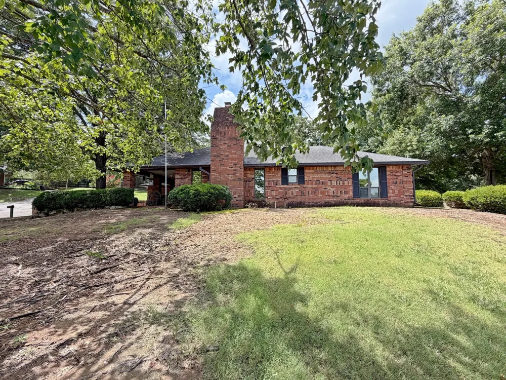 99 Greentree Drive Tahlequah, OK 74464