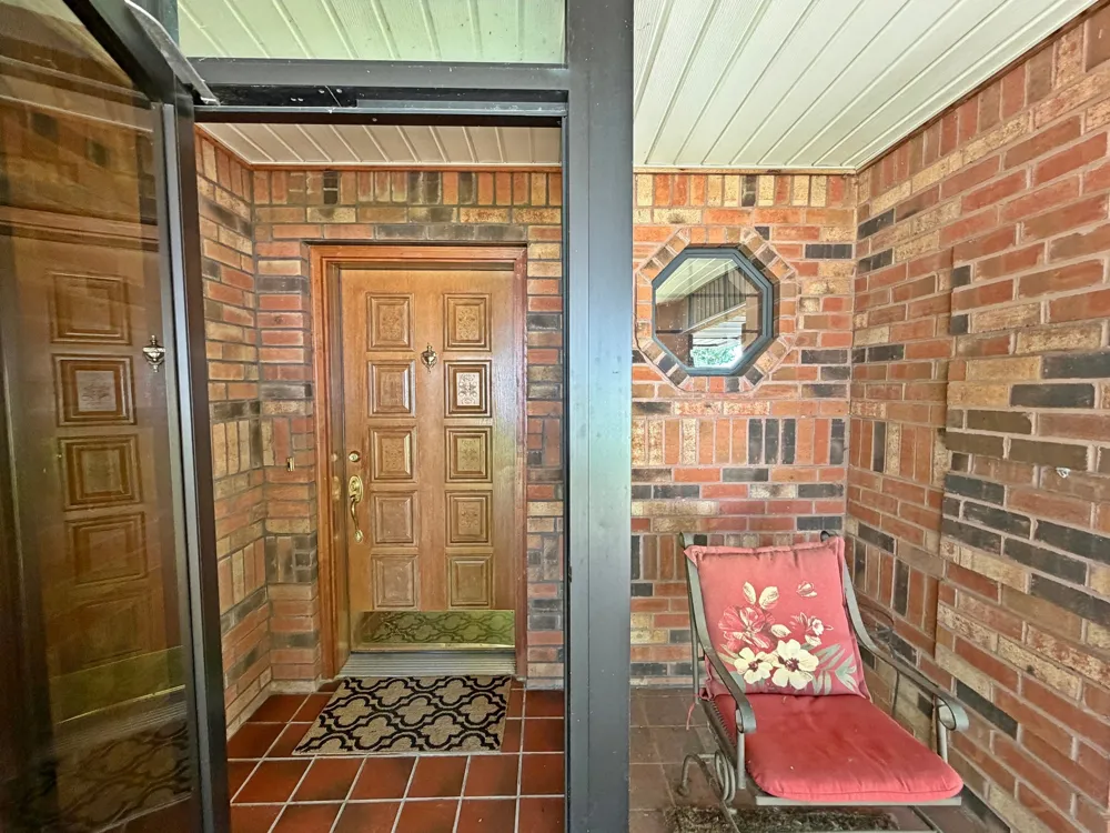 99 Greentree Drive Tahlequah, OK 74464