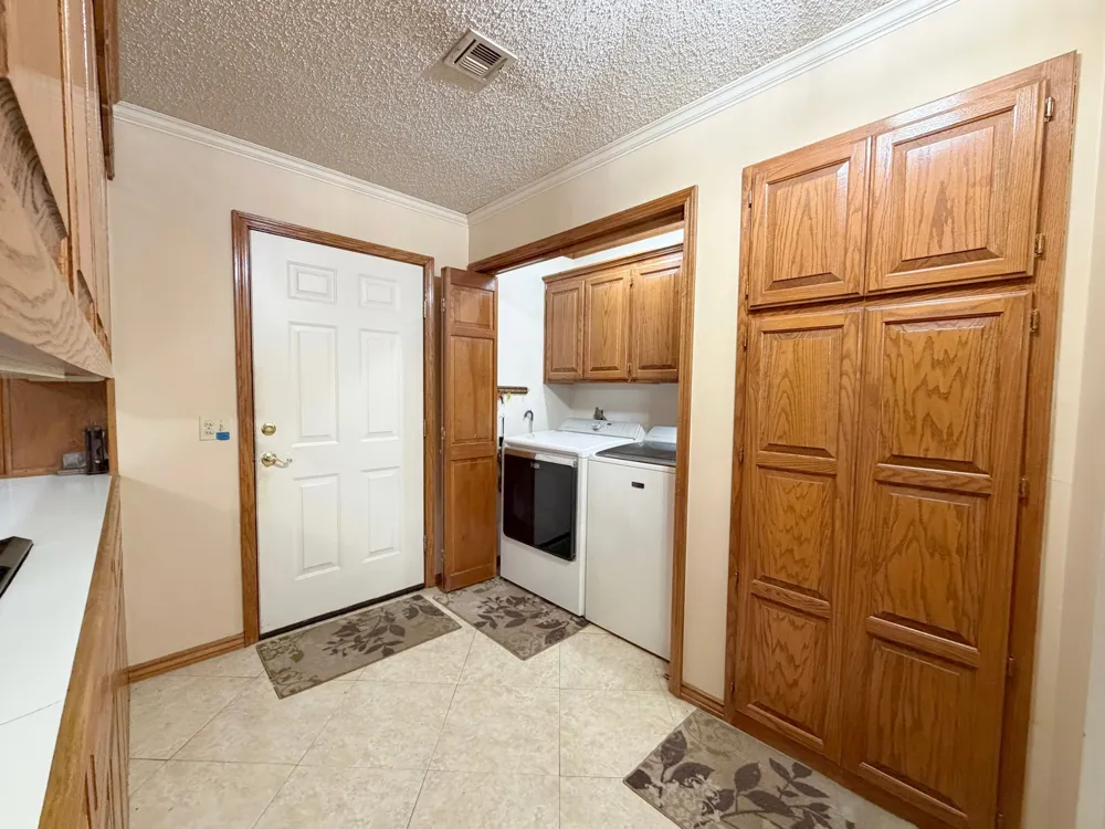 99 Greentree Drive Tahlequah, OK 74464